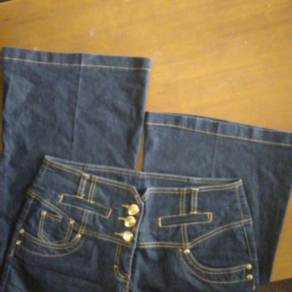 Bisou Bisou Michelle bohbot/ Flare Leg NWOT